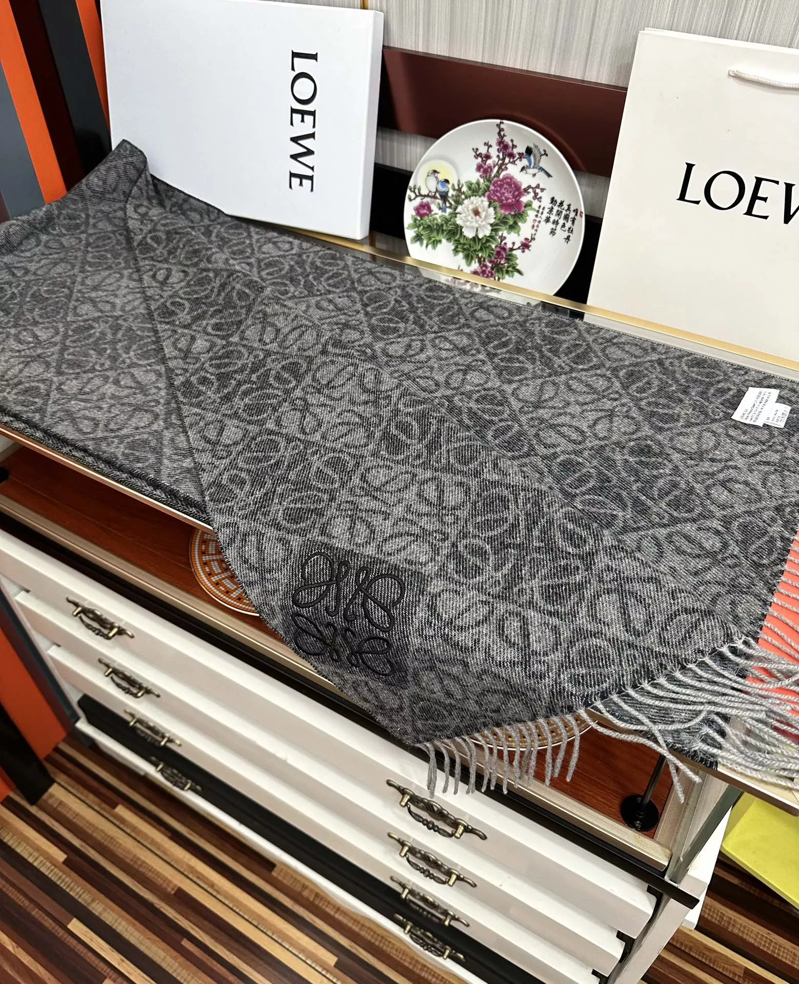 StreetReady 4386 LOEWE Scarf For Unisex