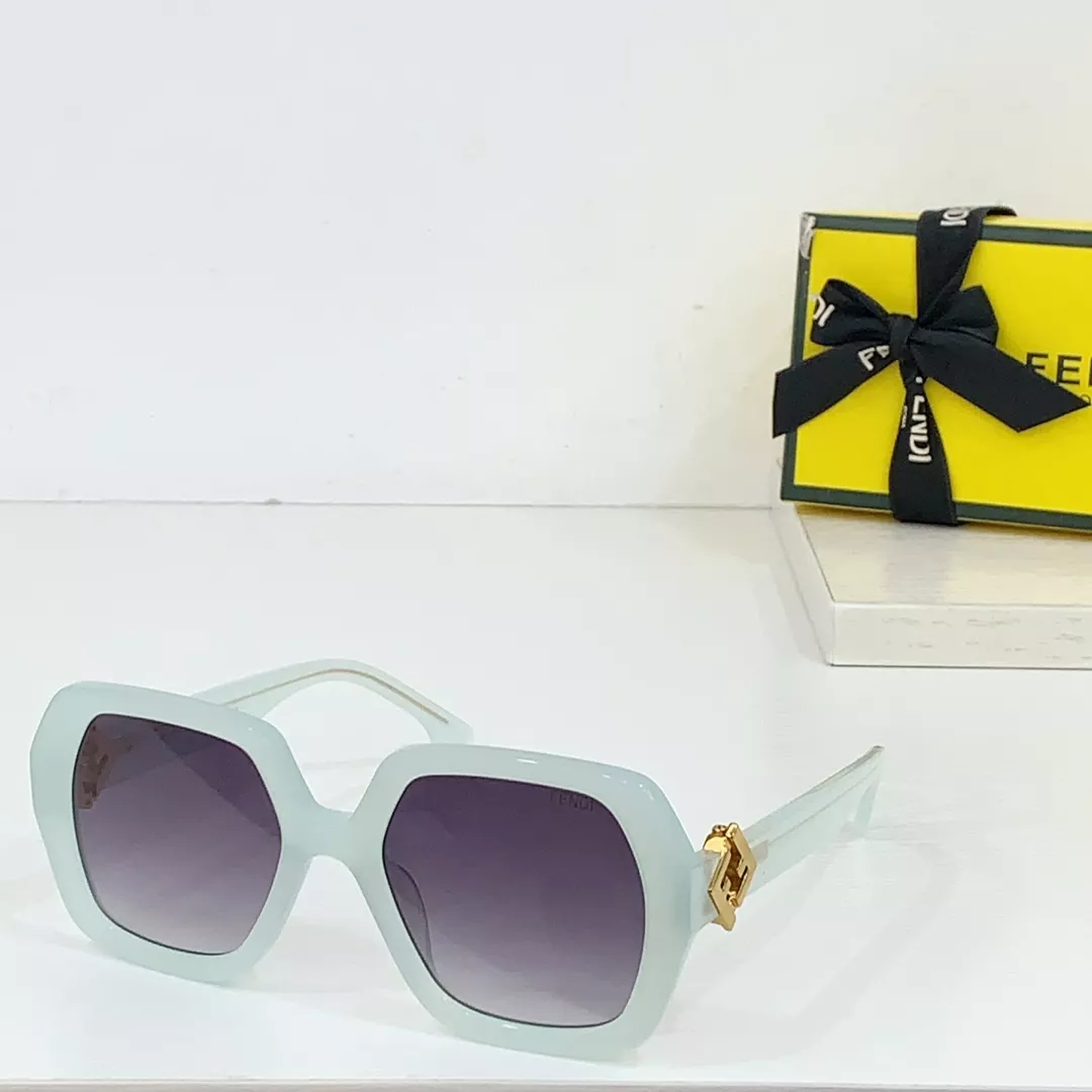 StreetReady 4618 Fendi AAA Quality Sunglasses