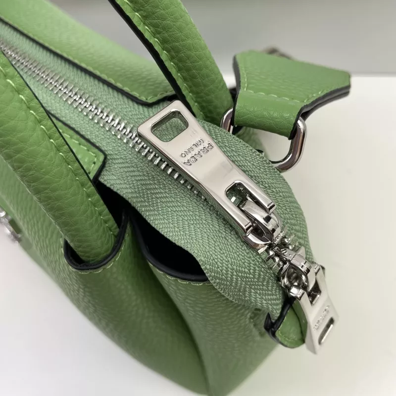 StreetReady 4629 Prada AAA Quality Handbags For Women