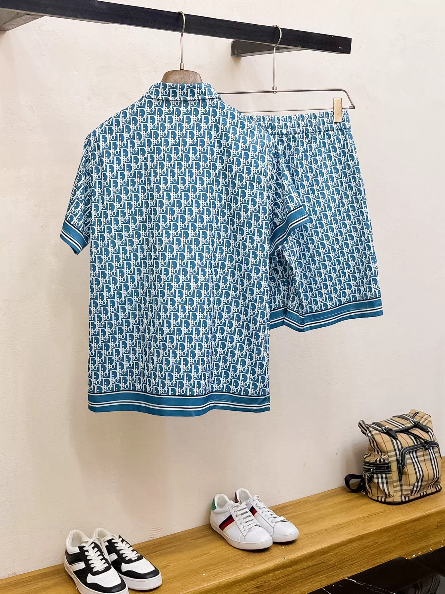 StreetReady 4672 Christian Dior Tracksuits Short Sleeved For Men