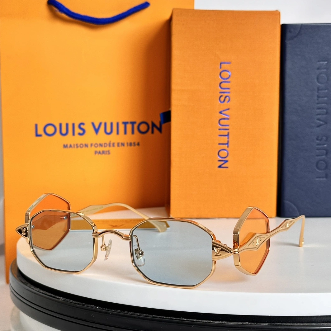 StreetReady 4863 Louis Vuitton AAA Quality Sunglasses