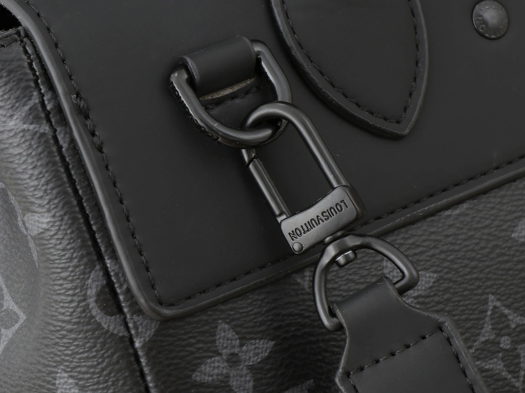StreetReady 4961 Louis Vuitton AAA Quality Messenger Bags For Unisex