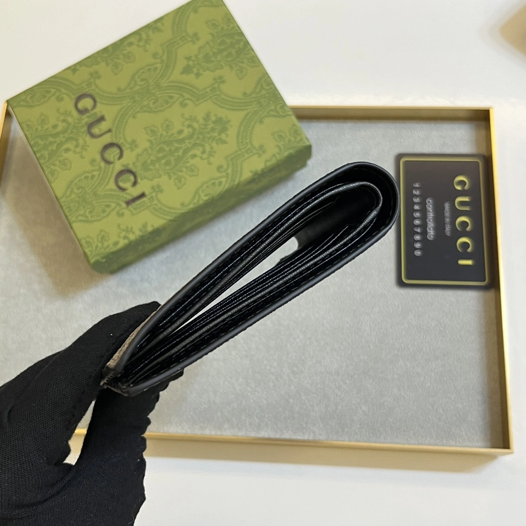 StreetReady 5022 Gucci Wallets