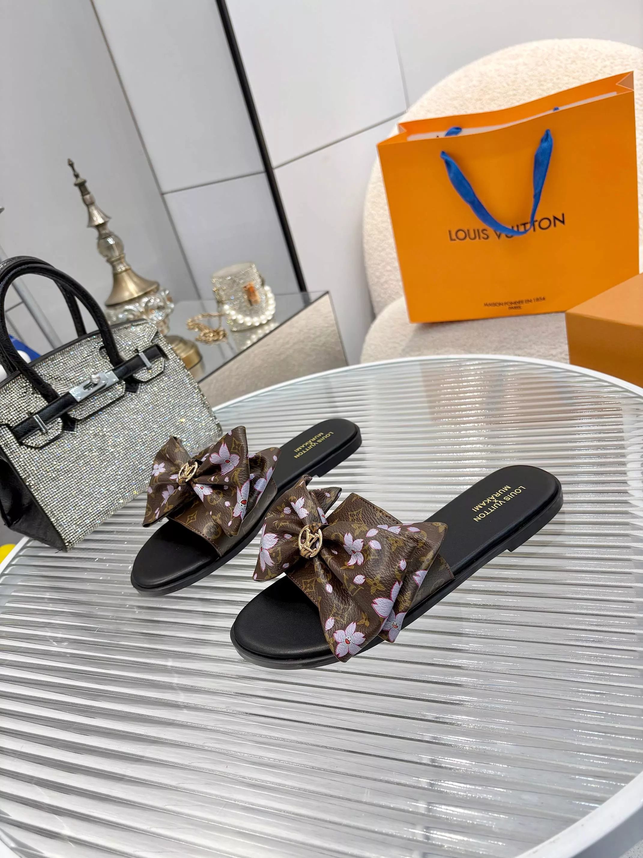 StreetReady 5165 Louis Vuitton Slippers For Women
