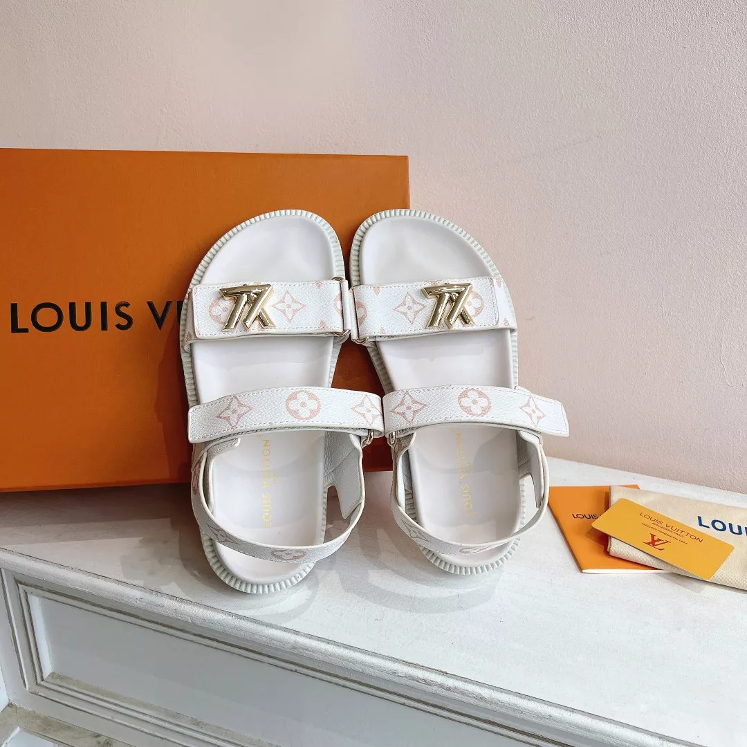 StreetReady 5309 Louis Vuitton Sandal For Women