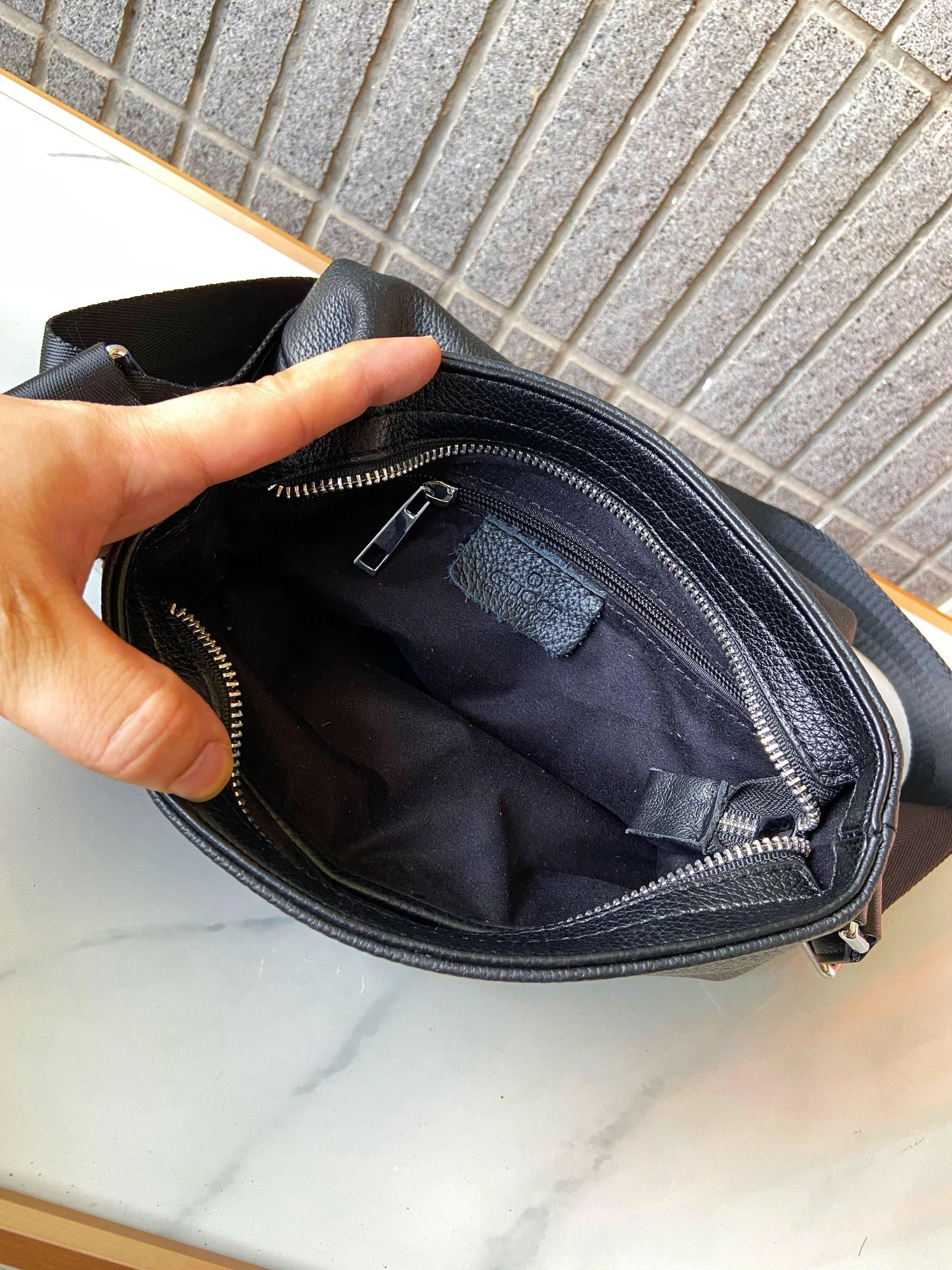 StreetReady 550 Gucci AAA Man Messenger Bags