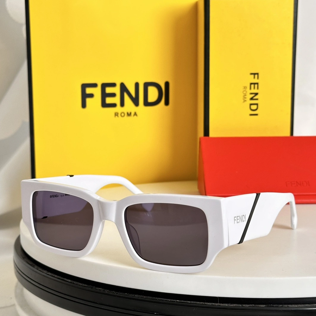 StreetReady 5610 Fendi AAA Quality Sunglasses