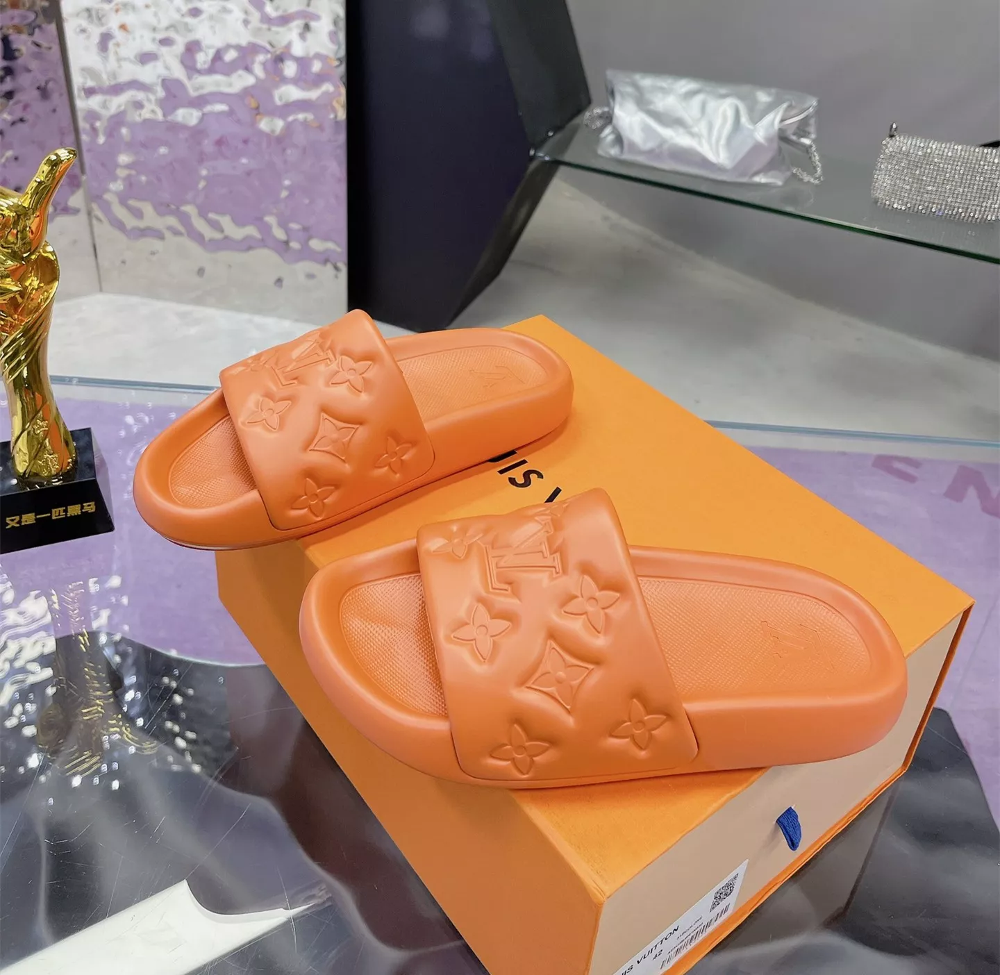 StreetReady 5615 Louis Vuitton Slippers For Men