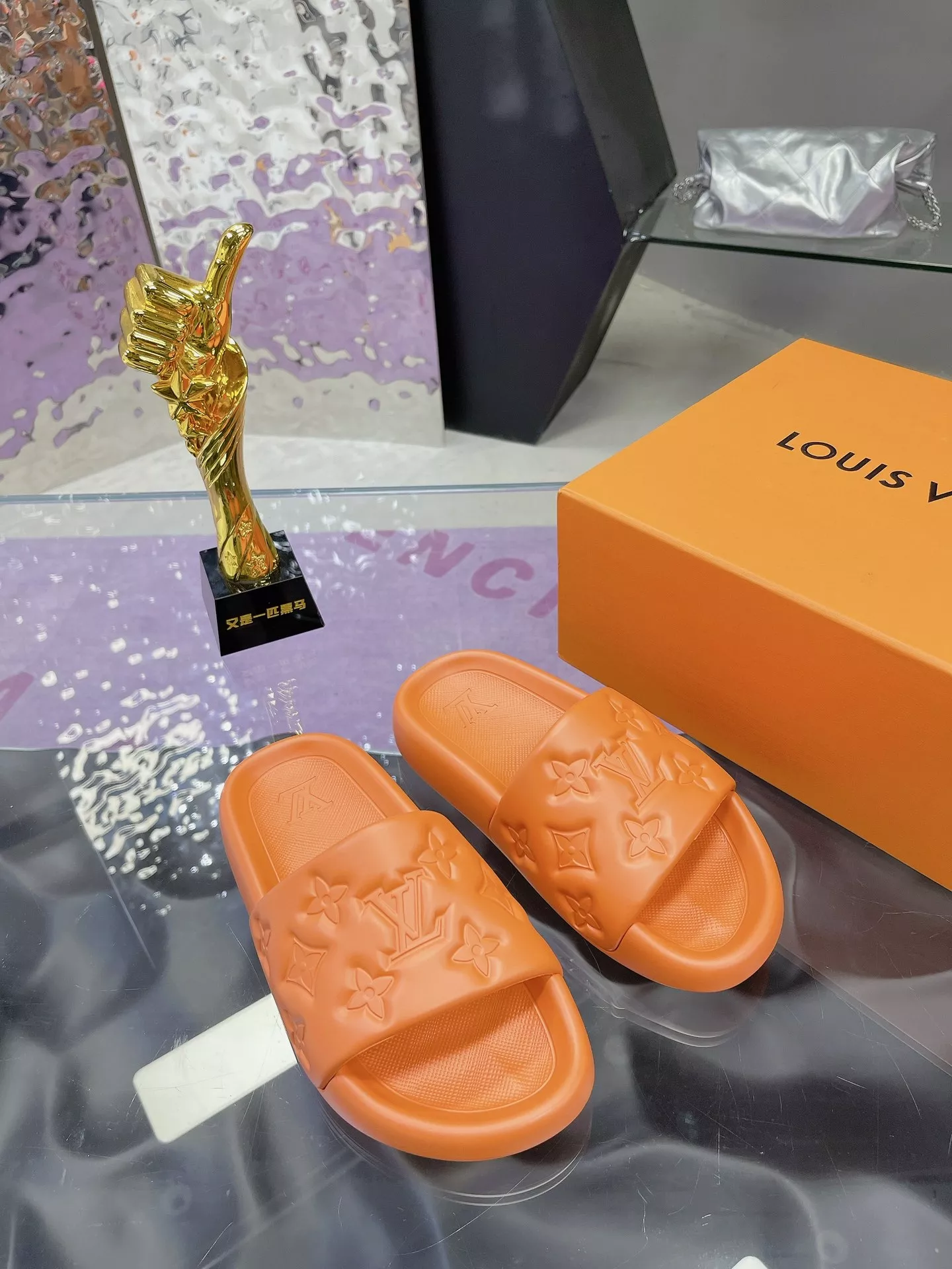 StreetReady 5615 Louis Vuitton Slippers For Men