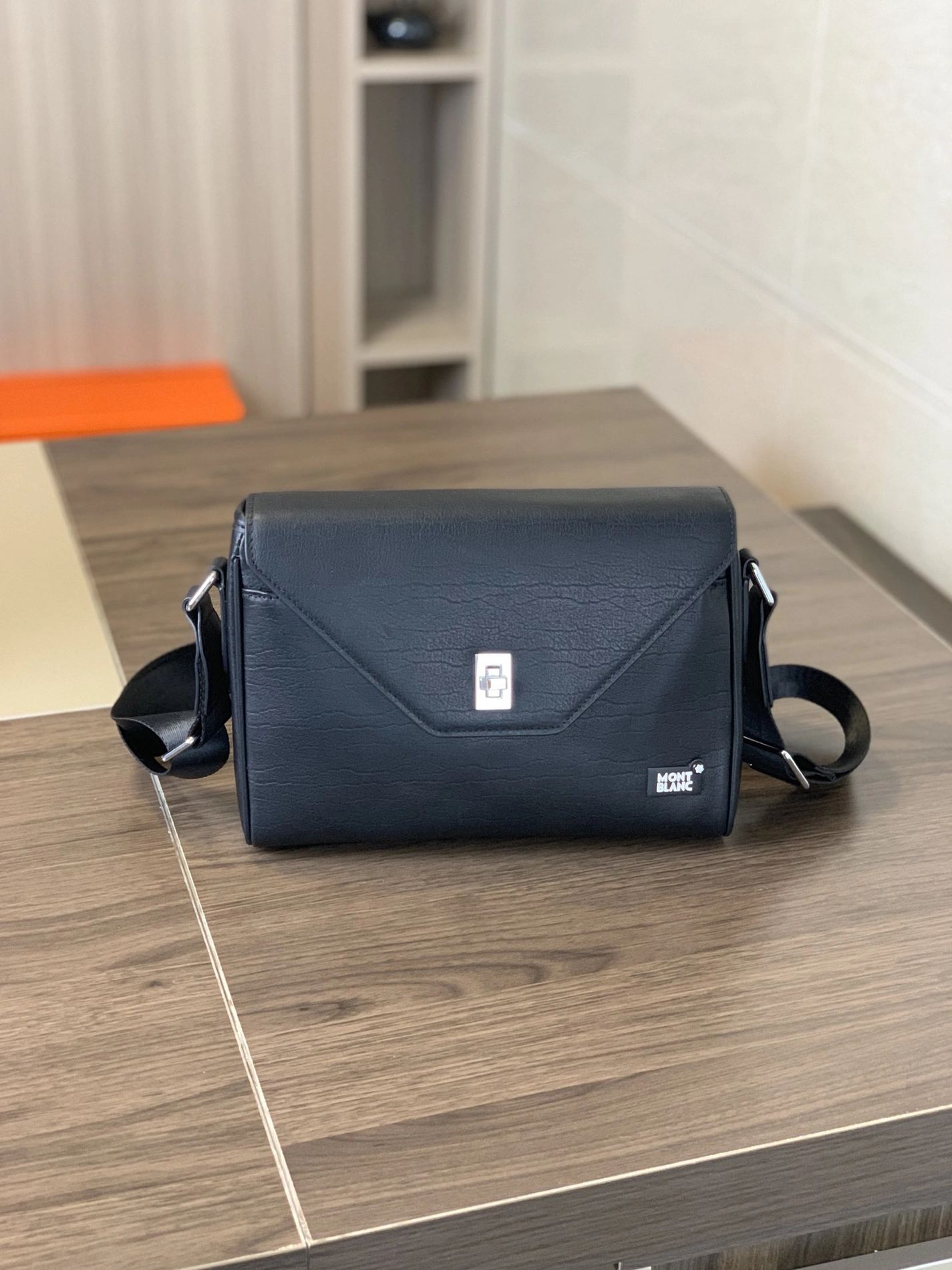 StreetReady 6091 Mont Blanc AAA Man Messenger Bags