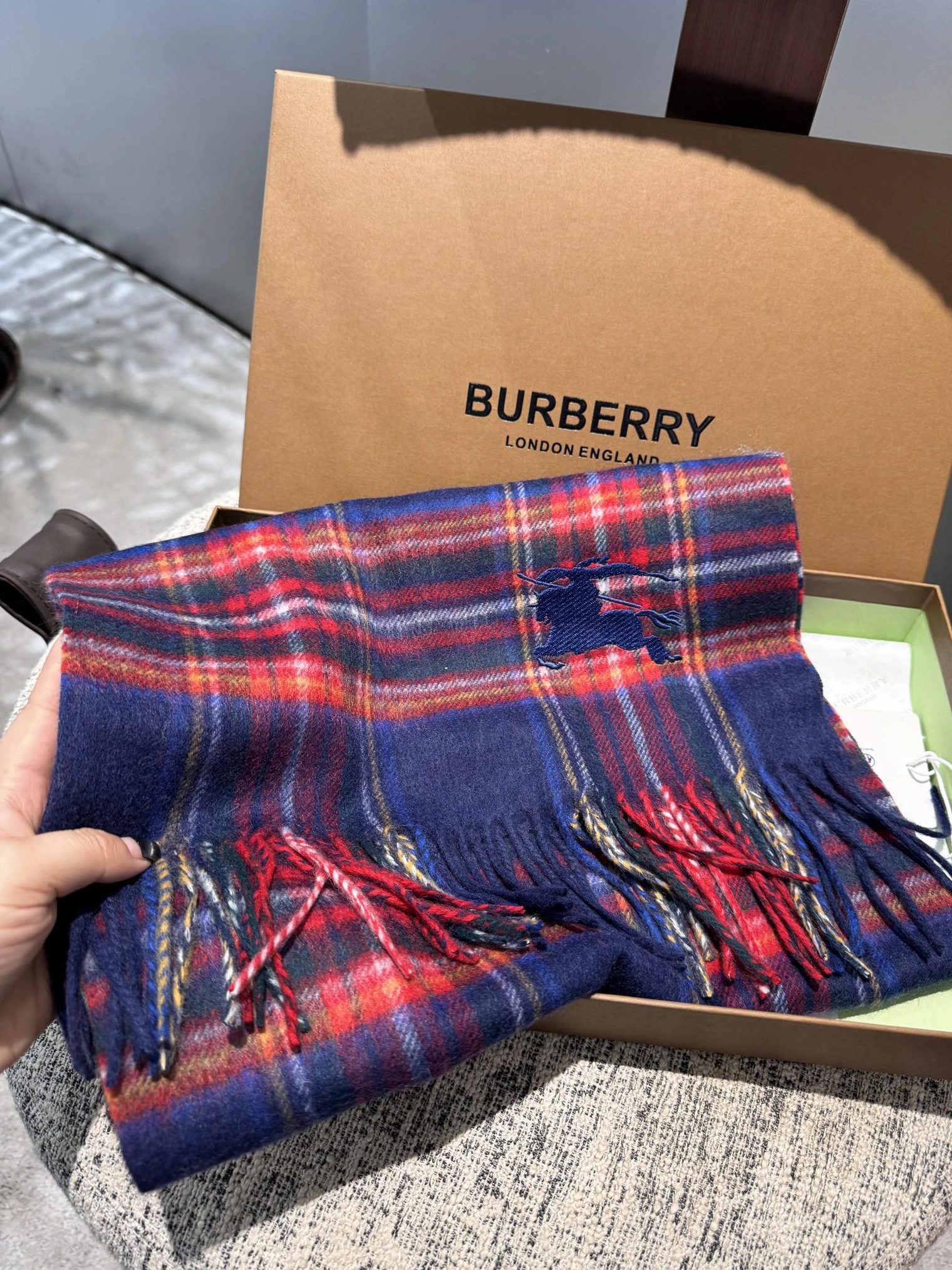 StreetReady 6129 Burberry Scarf