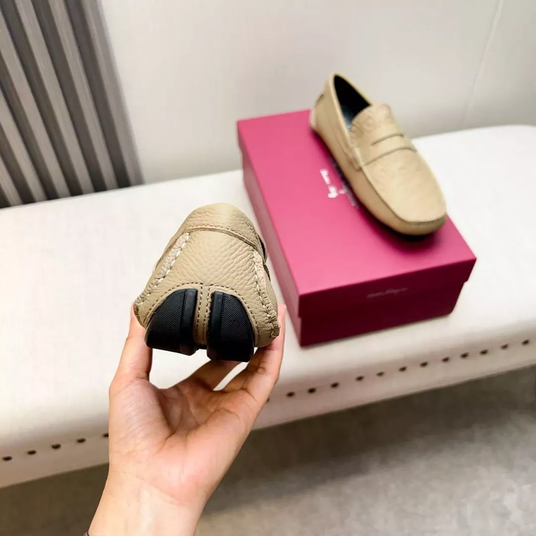 StreetReady 6131 Salvatore Ferragamo Leather Shoes For Men