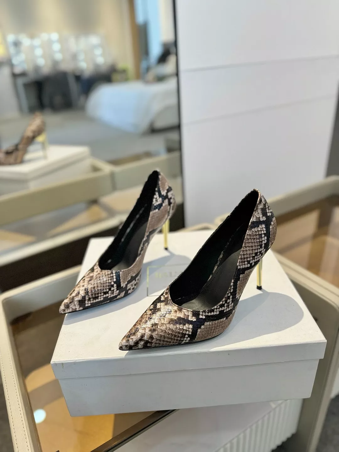 StreetReady 628 Balmain High-Heeled Shoes For Women