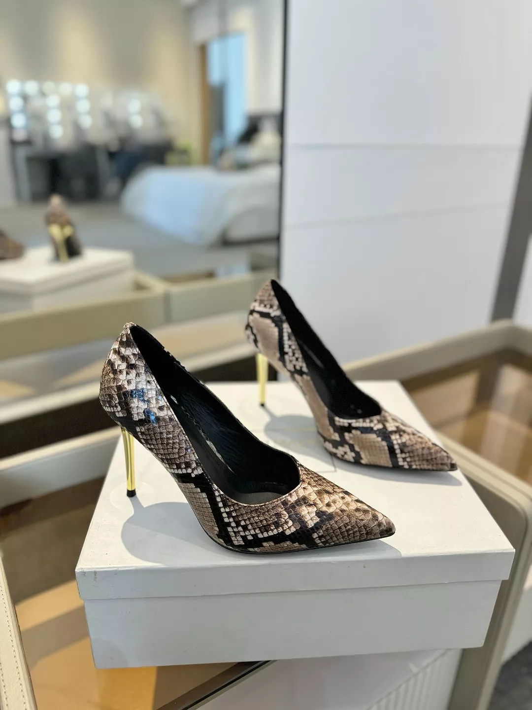 StreetReady 628 Balmain High-Heeled Shoes For Women