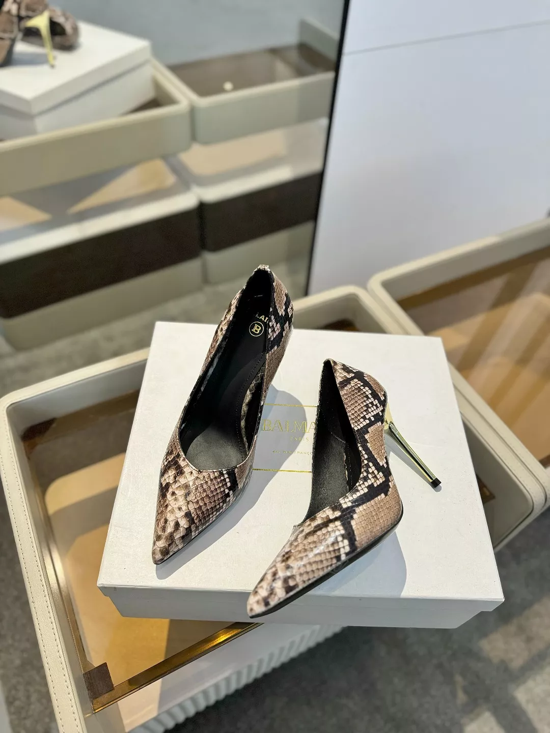 StreetReady 628 Balmain High-Heeled Shoes For Women