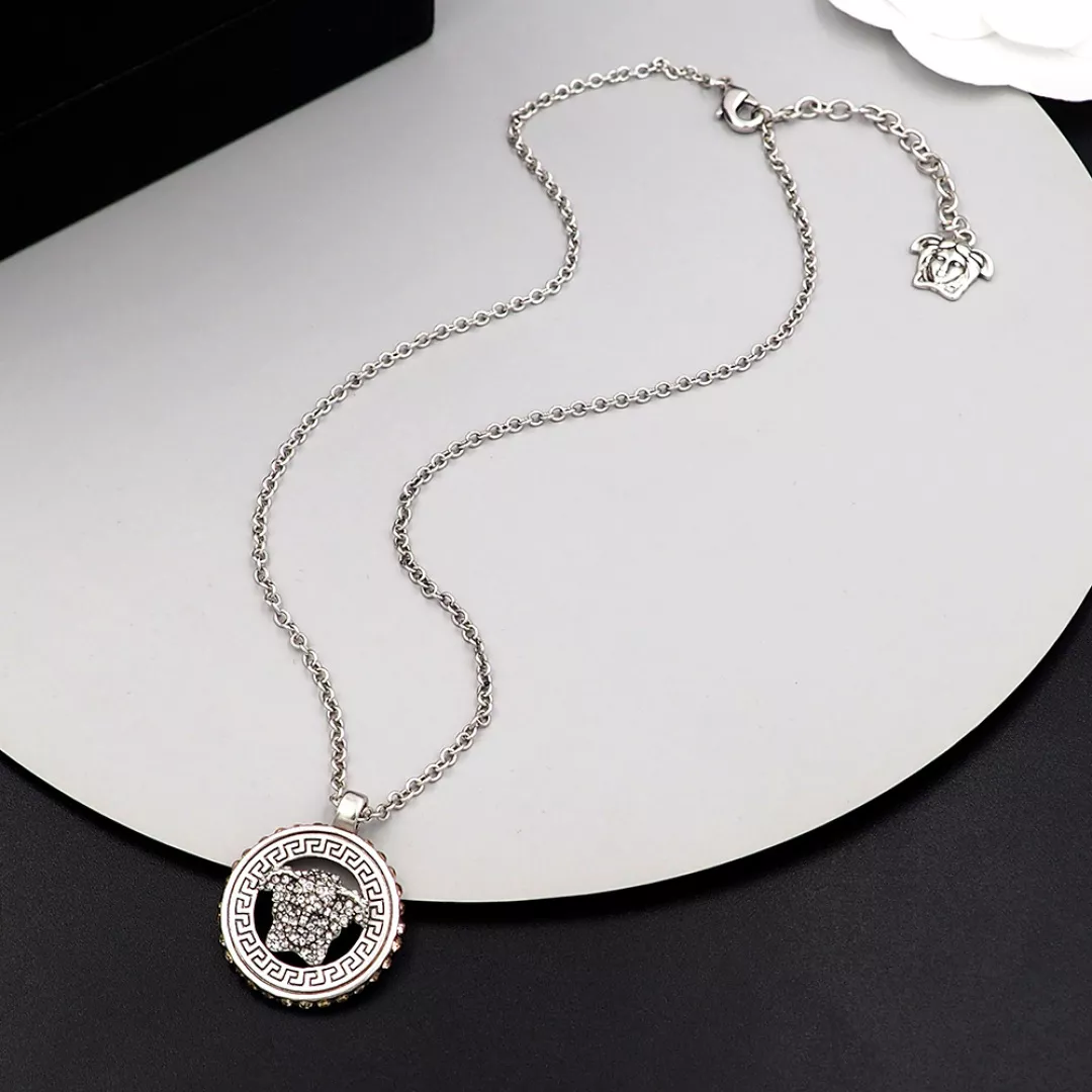 StreetReady 6407 Versace Necklaces
