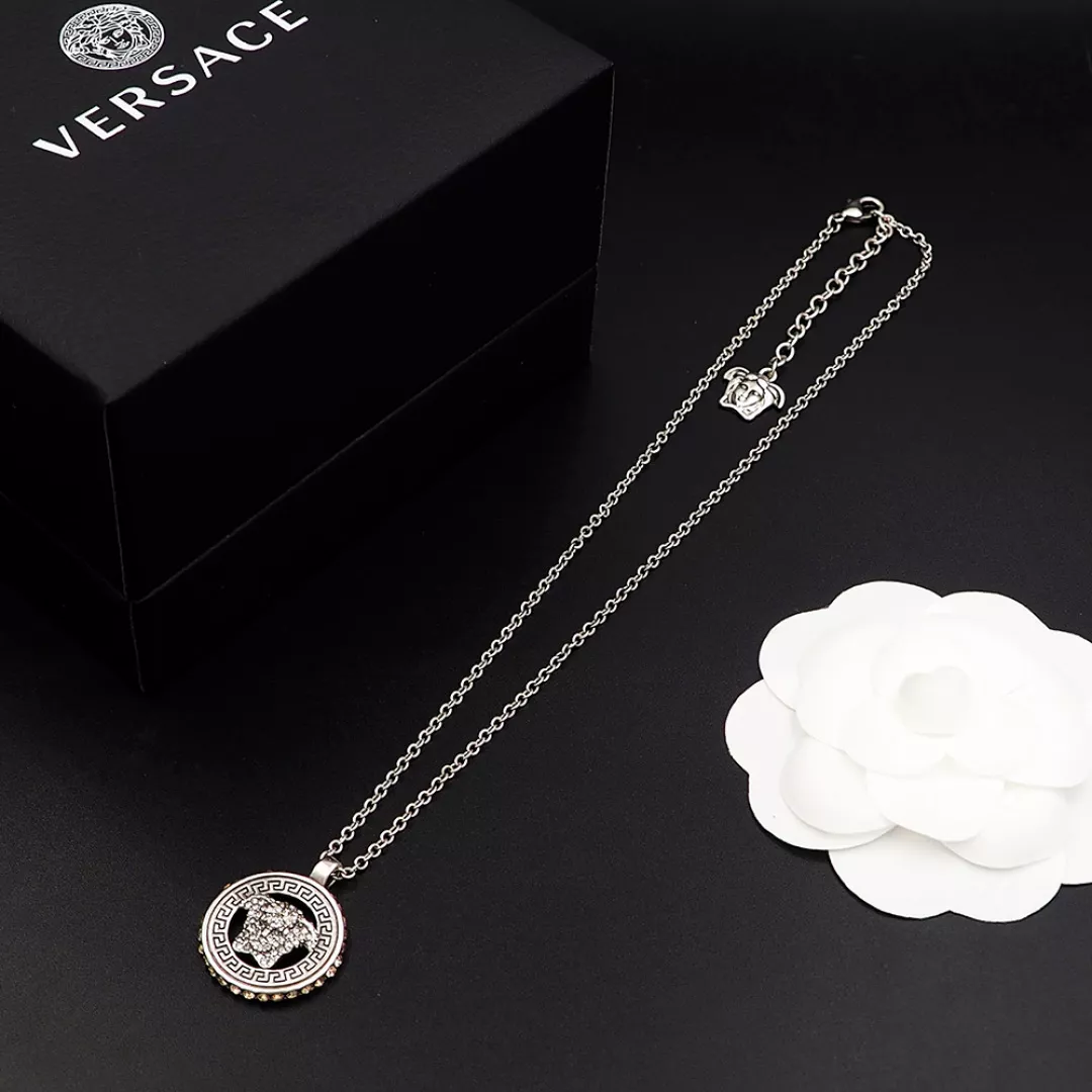 StreetReady 6407 Versace Necklaces