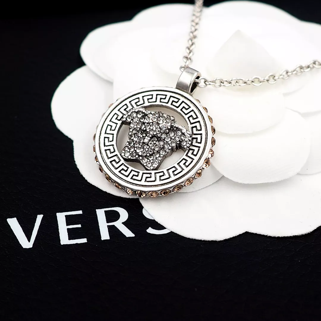 StreetReady 6407 Versace Necklaces
