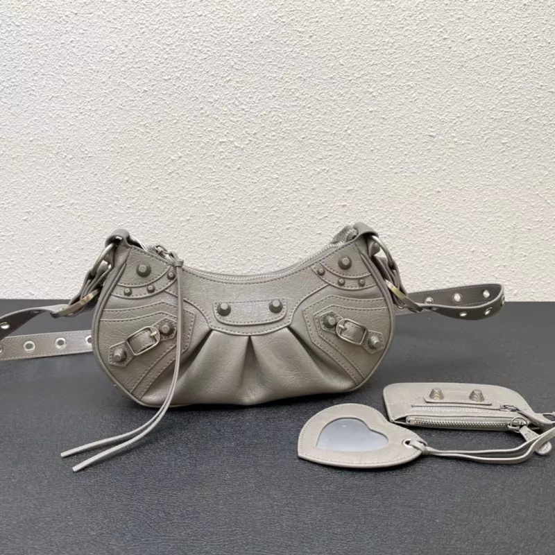 StreetReady 6888 Balenciaga AAA Quality Messenger Bags For Women
