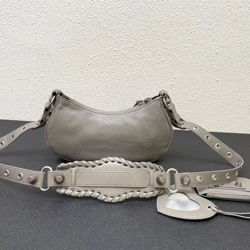 StreetReady 6888 Balenciaga AAA Quality Messenger Bags For Women