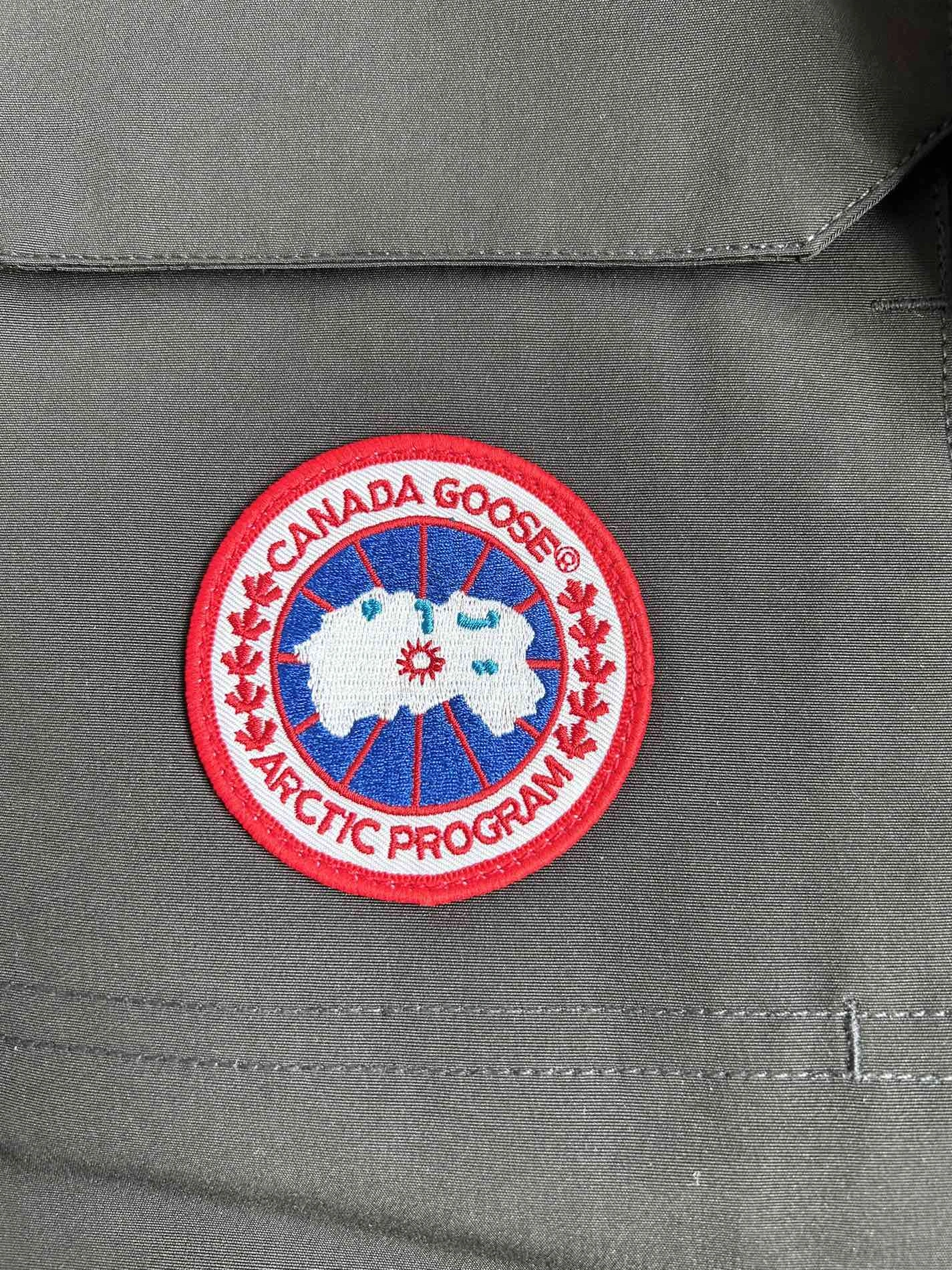 StreetReady 7018 Canada Goose Down Feather Coat Long Sleeved For Women
