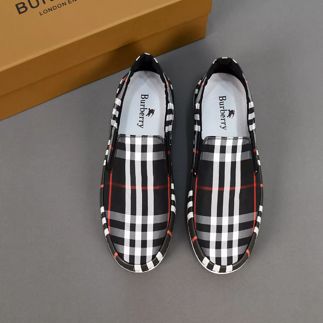 StreetReady 7700 Burberry Casual Shoes For Men