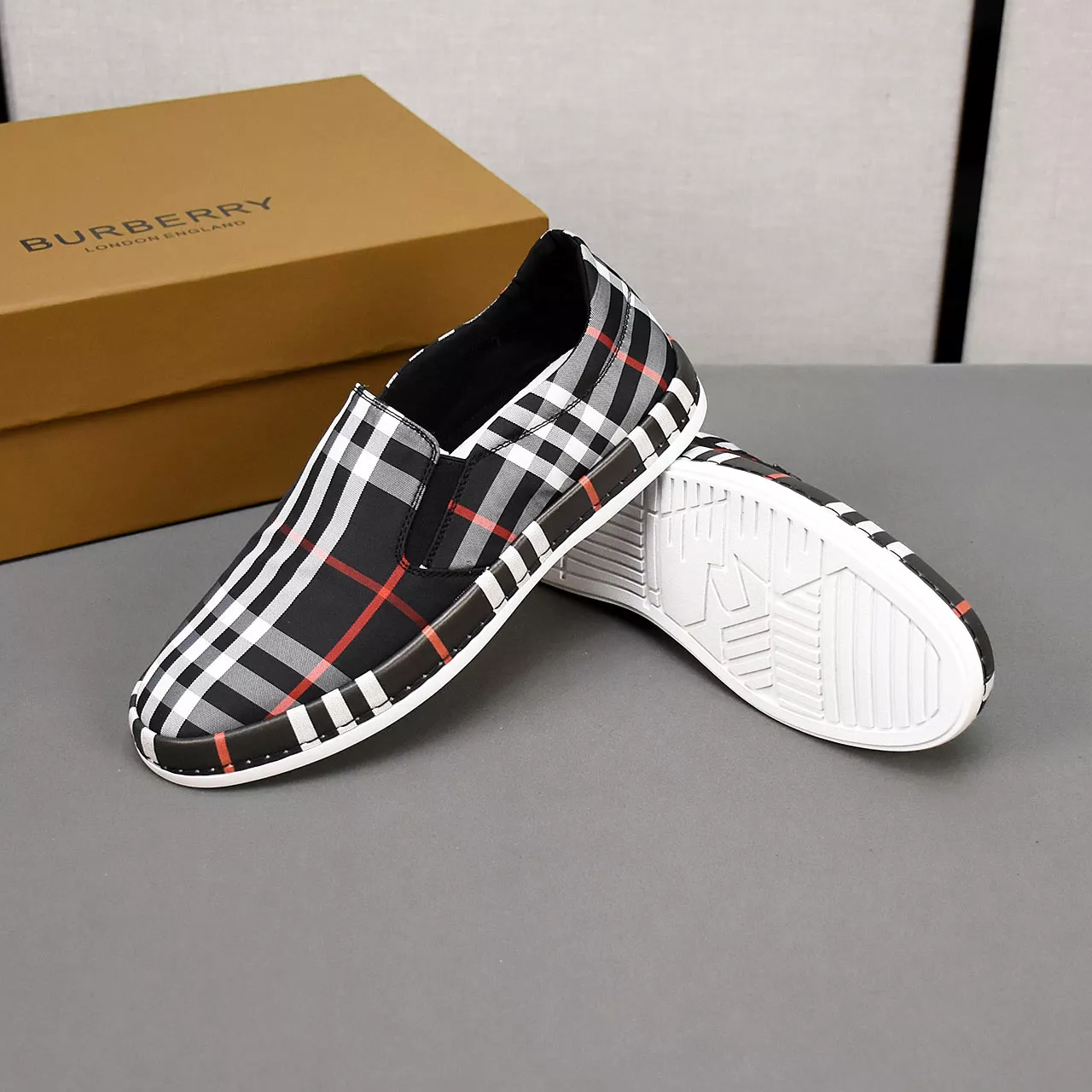 StreetReady 7700 Burberry Casual Shoes For Men