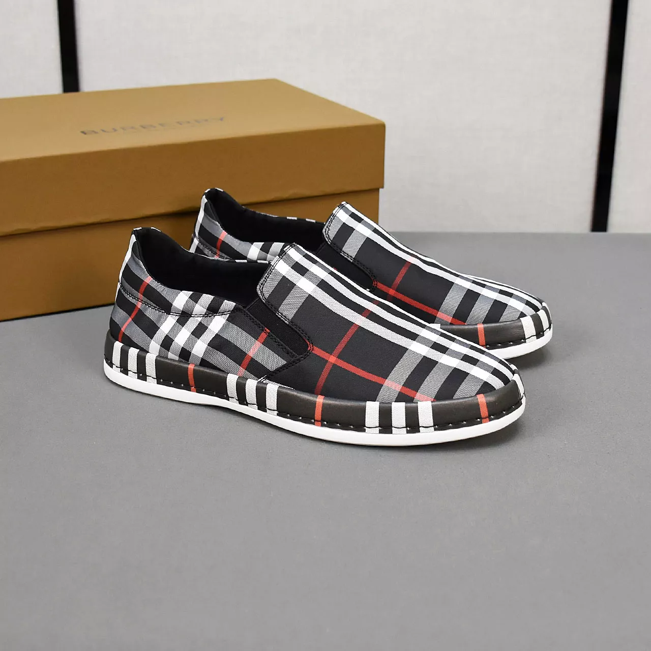StreetReady 7700 Burberry Casual Shoes For Men