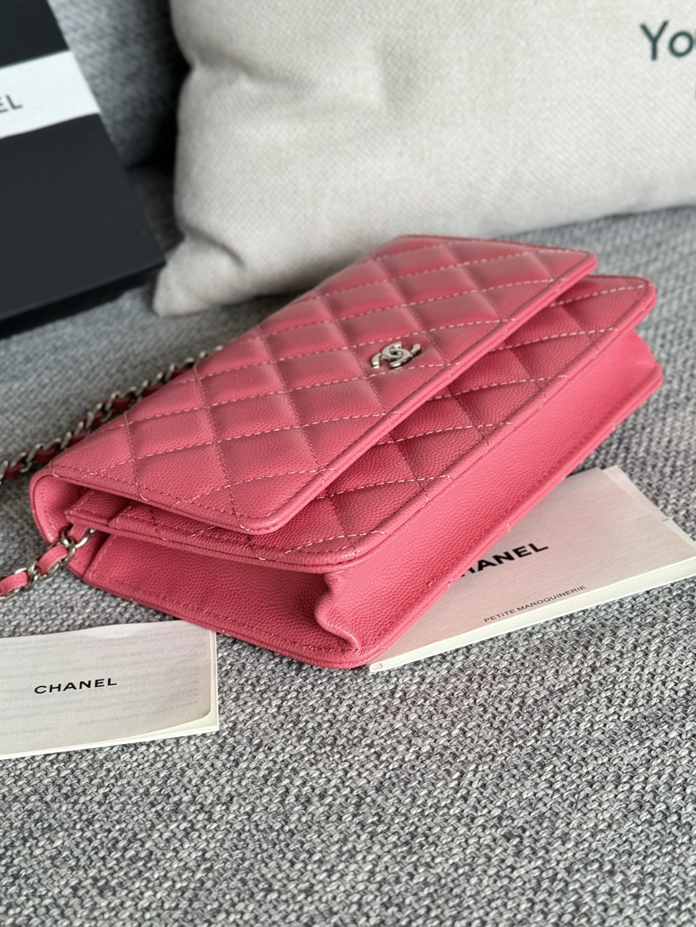 StreetReady 7790 Chanel AAA Quality Messenger Bags In Silver For Women
