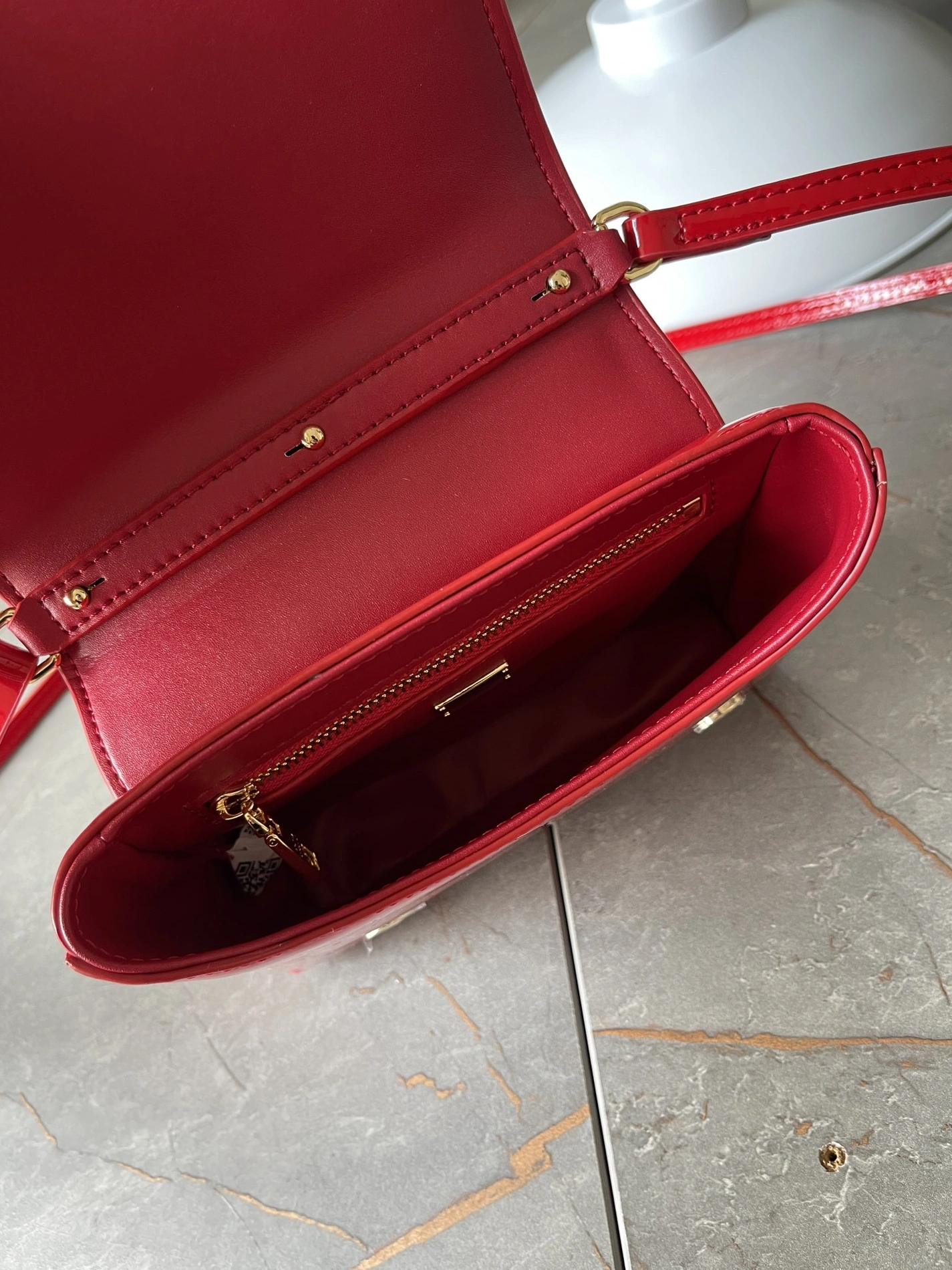 StreetReady 8116 Dolce & Gabbana D&G AAA Quality Messenger Bags For Women
