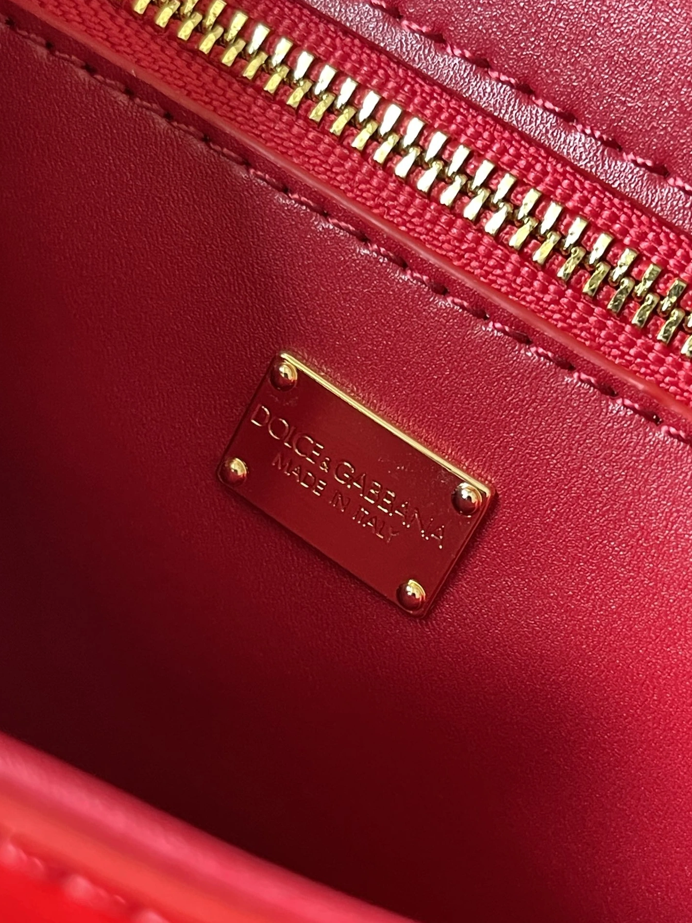 StreetReady 8116 Dolce & Gabbana D&G AAA Quality Messenger Bags For Women