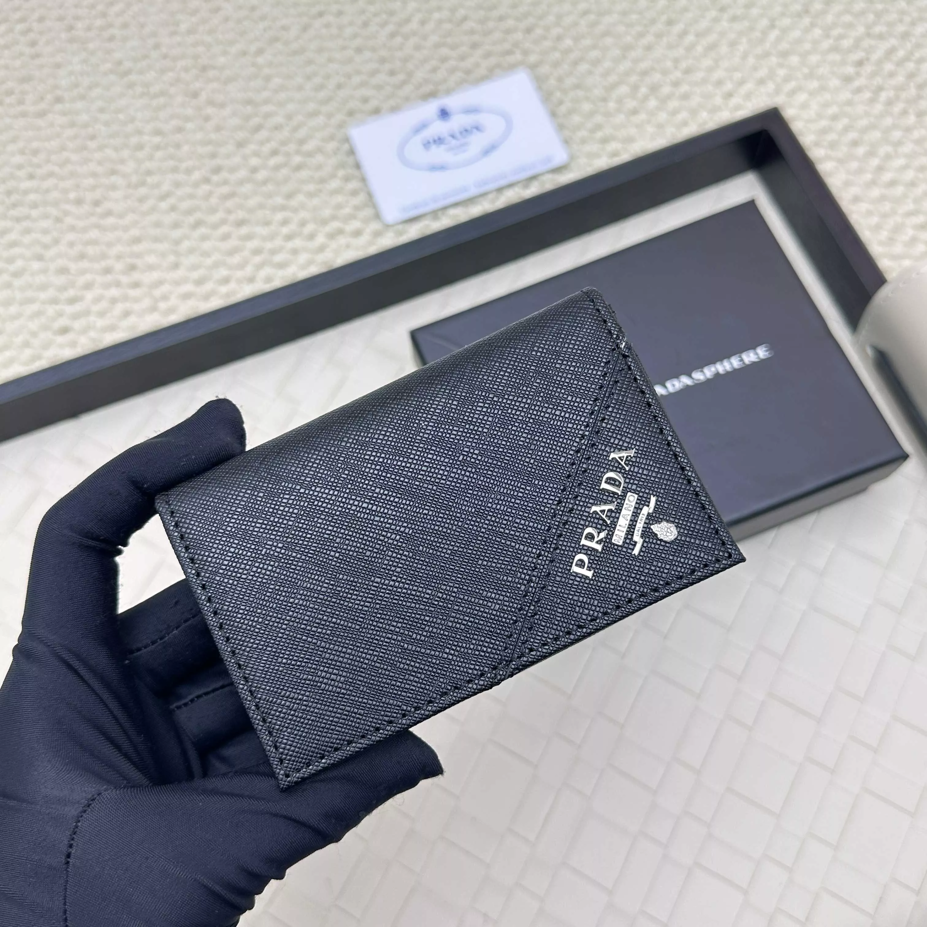 StreetReady 8289 Prada Card Case