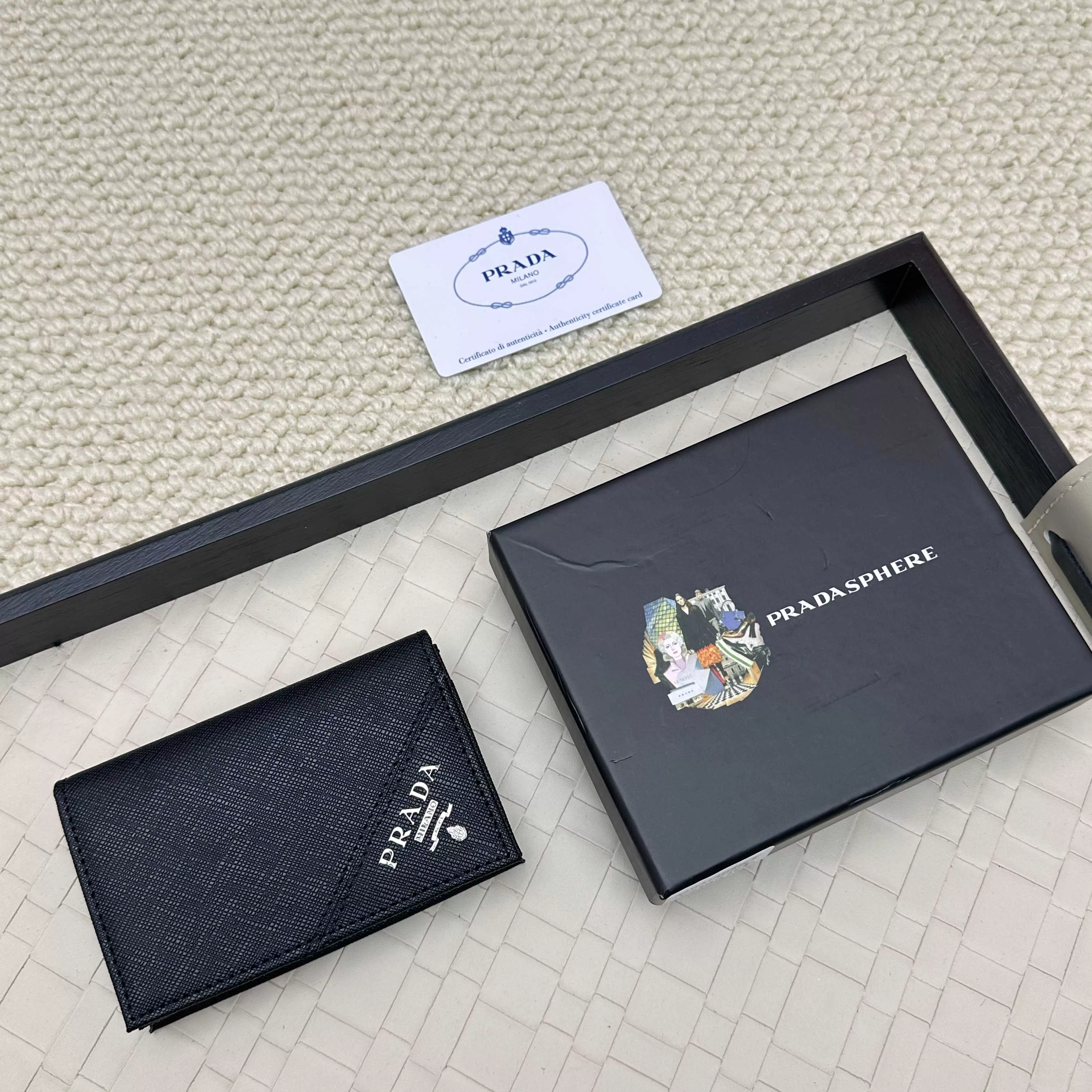 StreetReady 8289 Prada Card Case