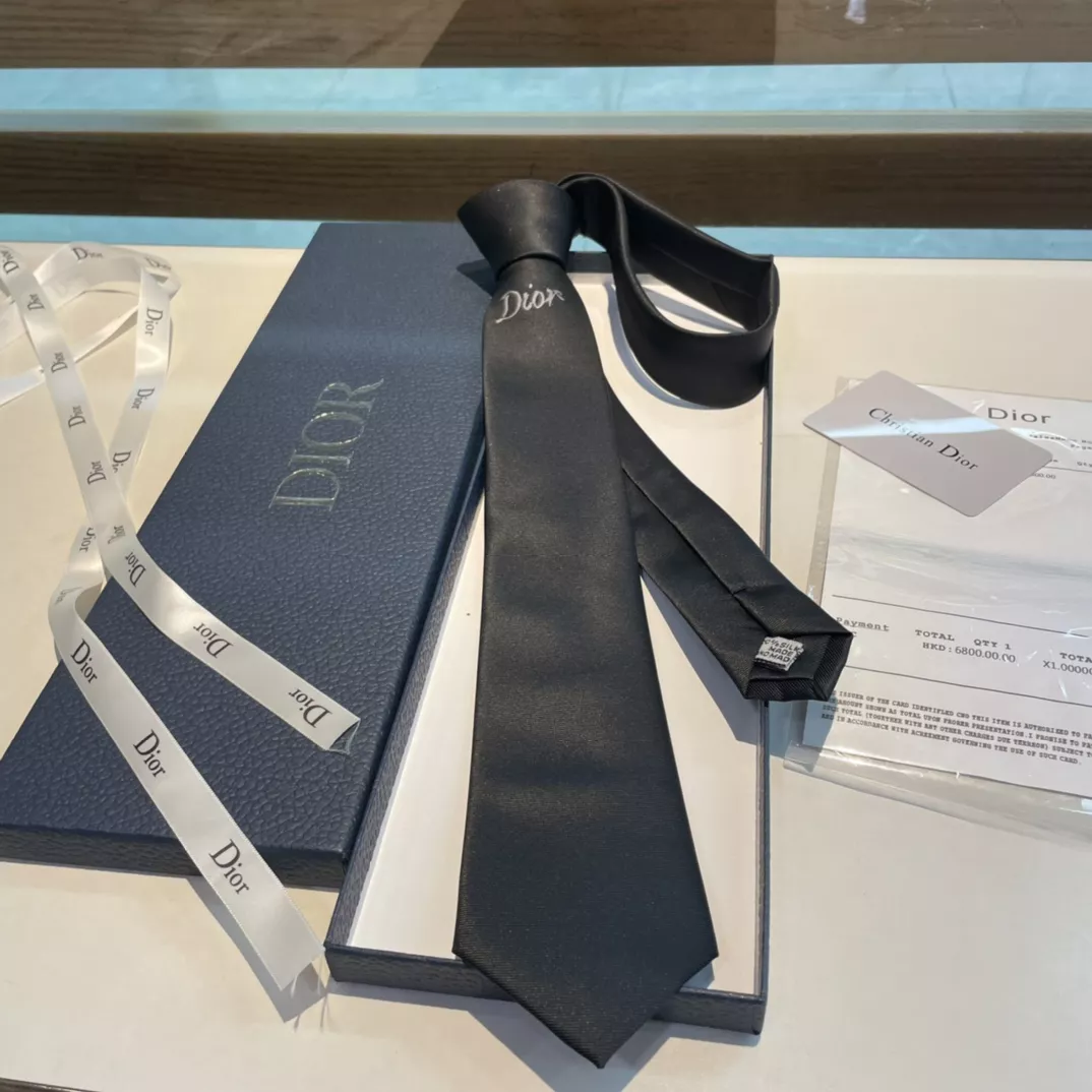 StreetReady 8590 Christian Dior Necktie