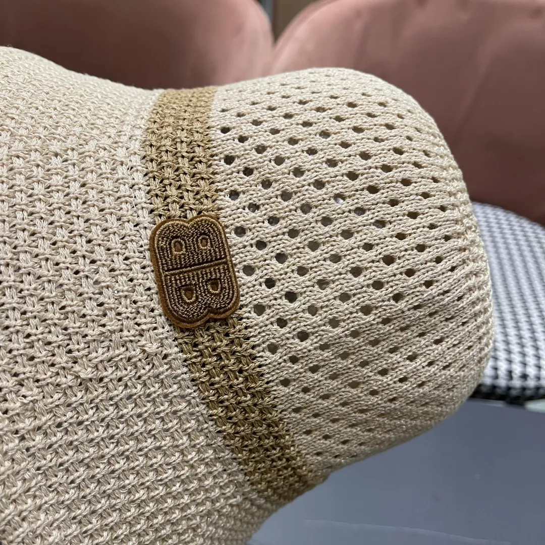 StreetReady 8612 Balenciaga Caps