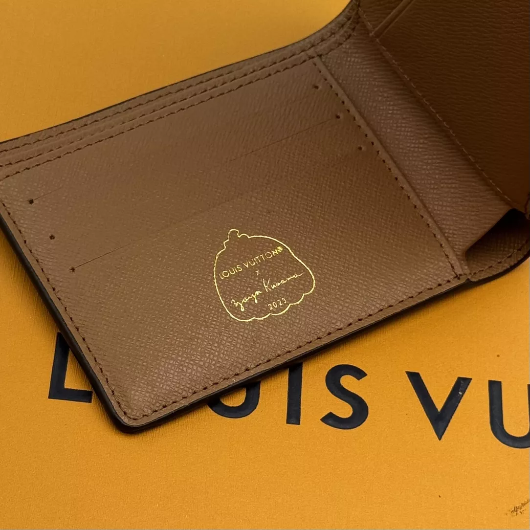 StreetReady 8909 Louis Vuitton LV Wallets