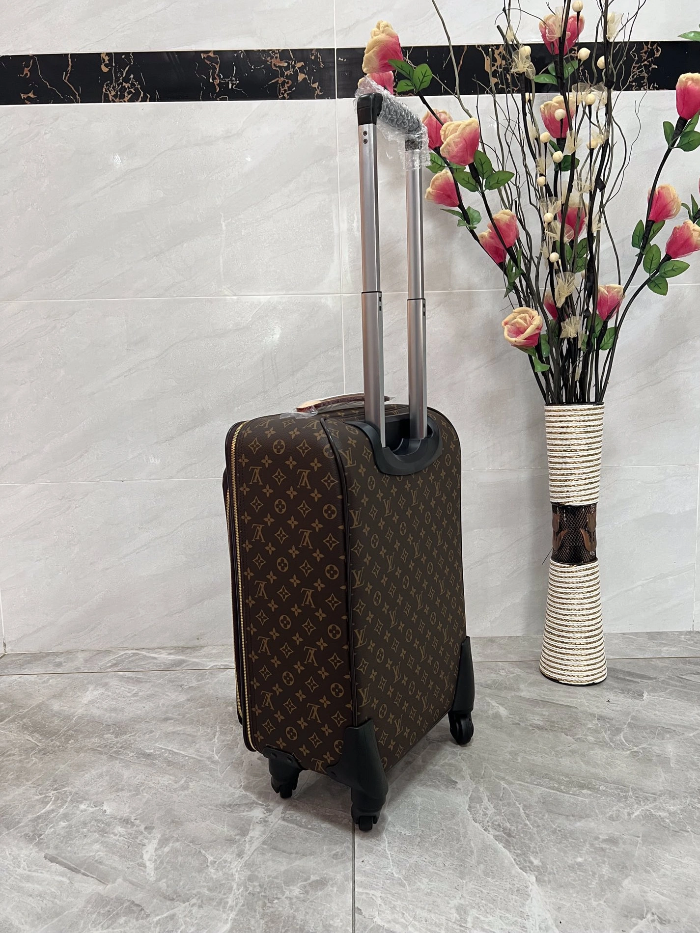 StreetReady 9178 Louis Vuitton Luggage
