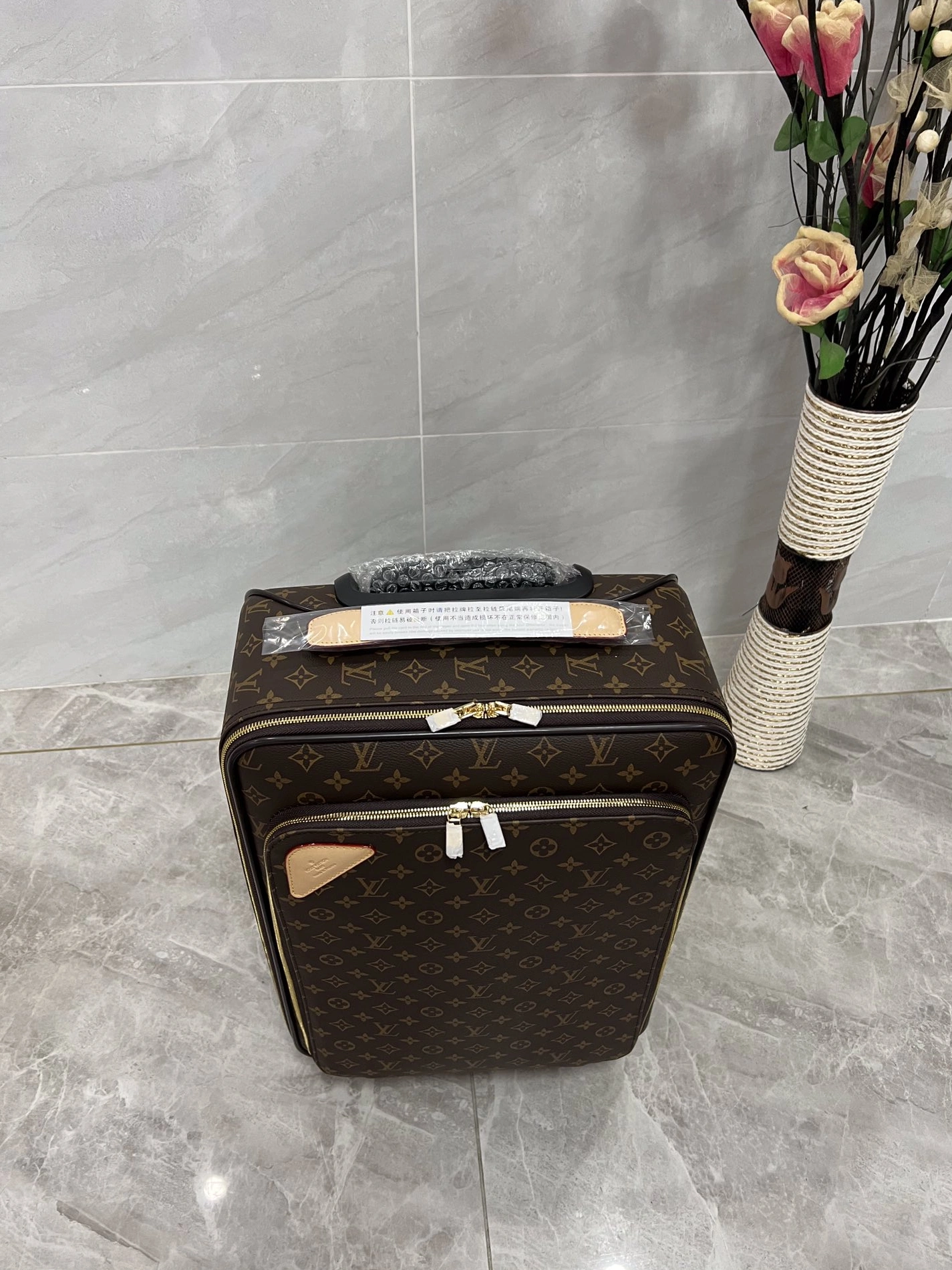 StreetReady 9178 Louis Vuitton Luggage
