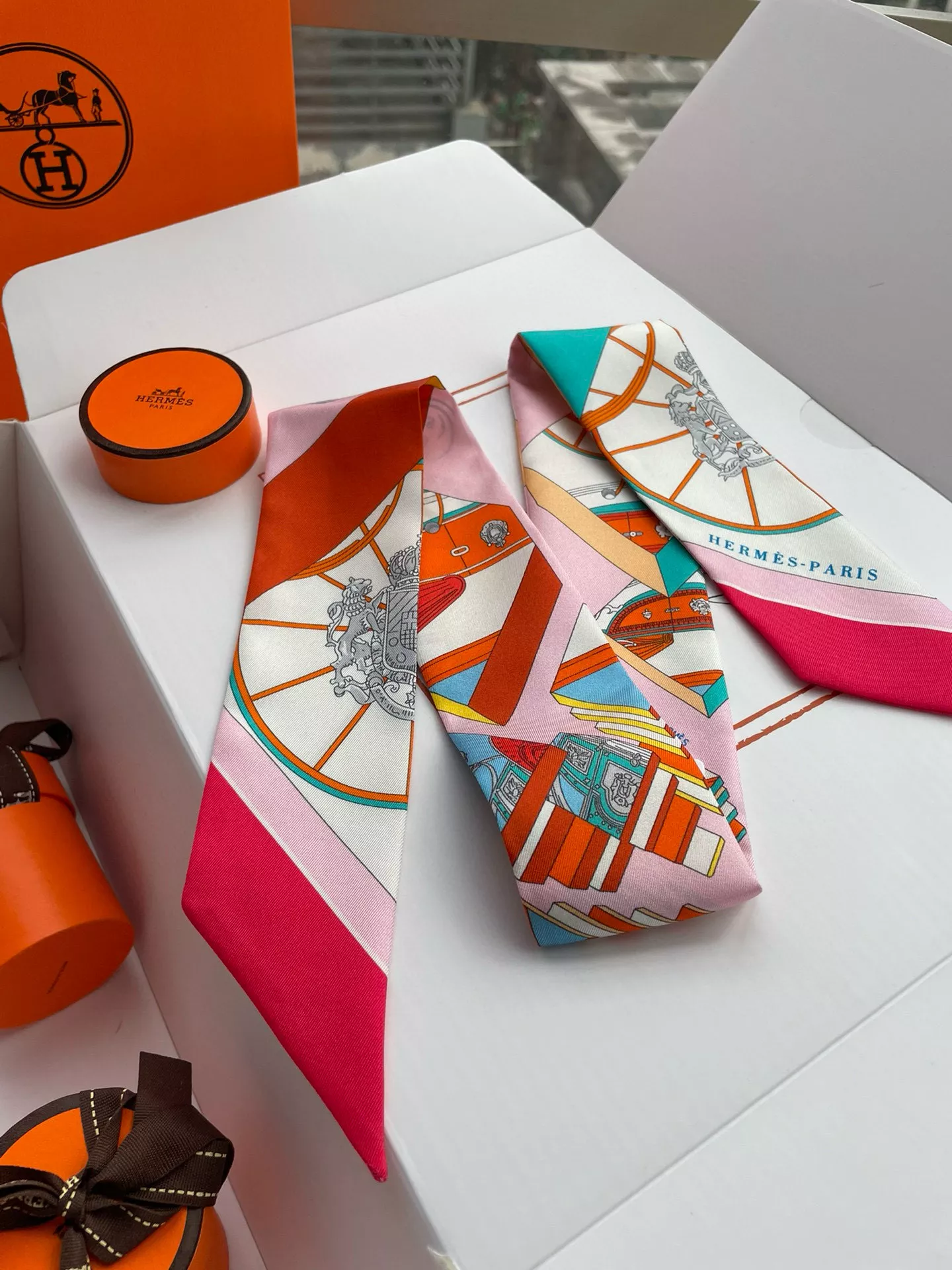 StreetReady 9418 Hermes Silk Scarf