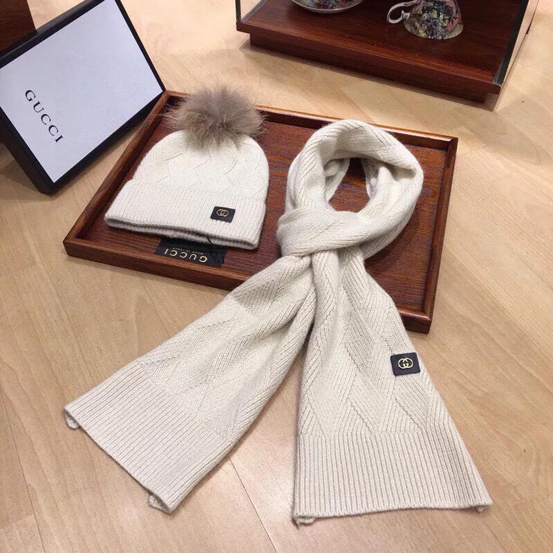 StreetReady 9997 Gucci Hat and Scarf Set