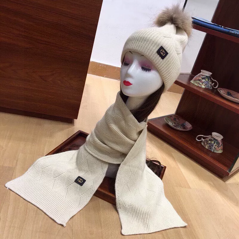 StreetReady 9997 Gucci Hat and Scarf Set