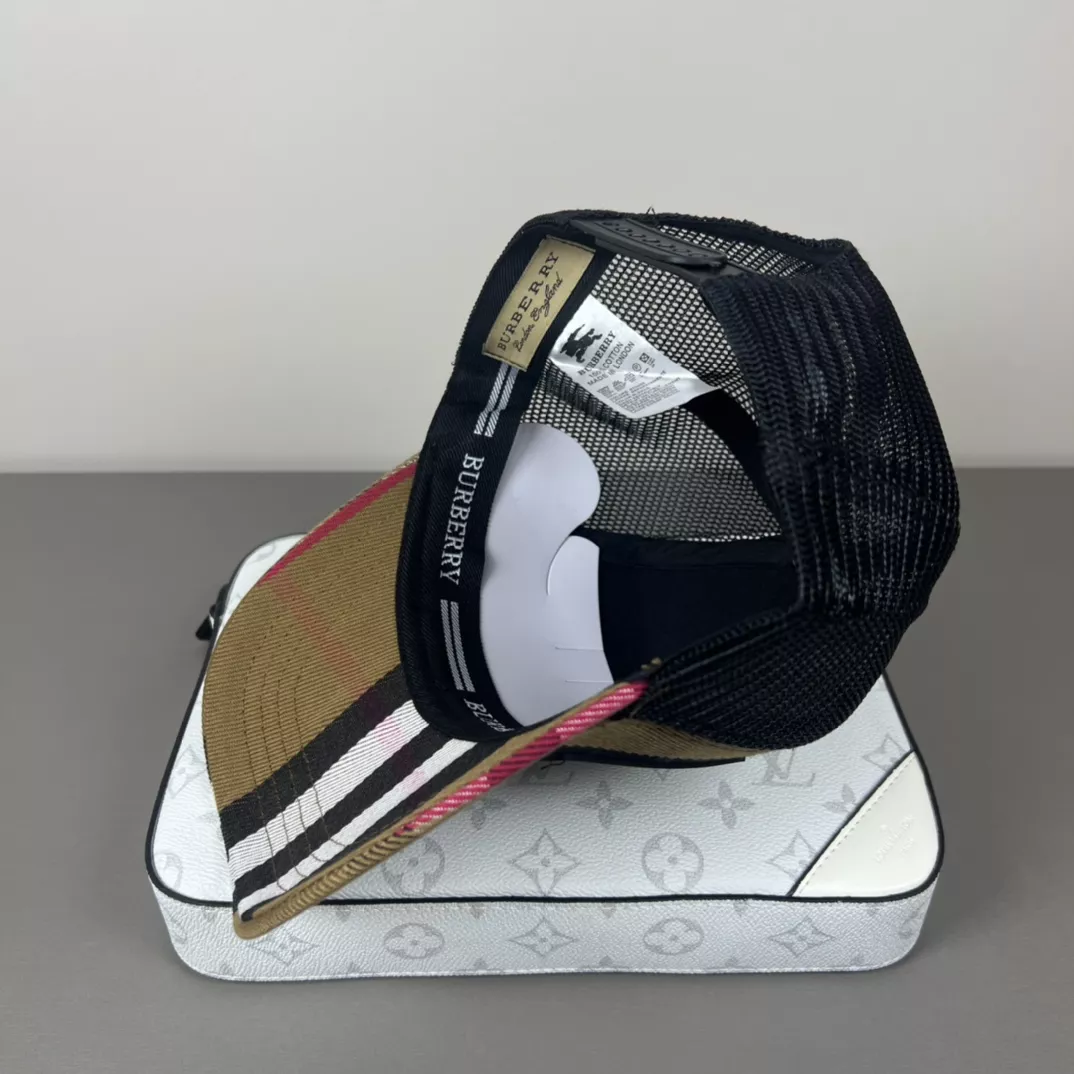 Stylish 1178 Burberry Caps