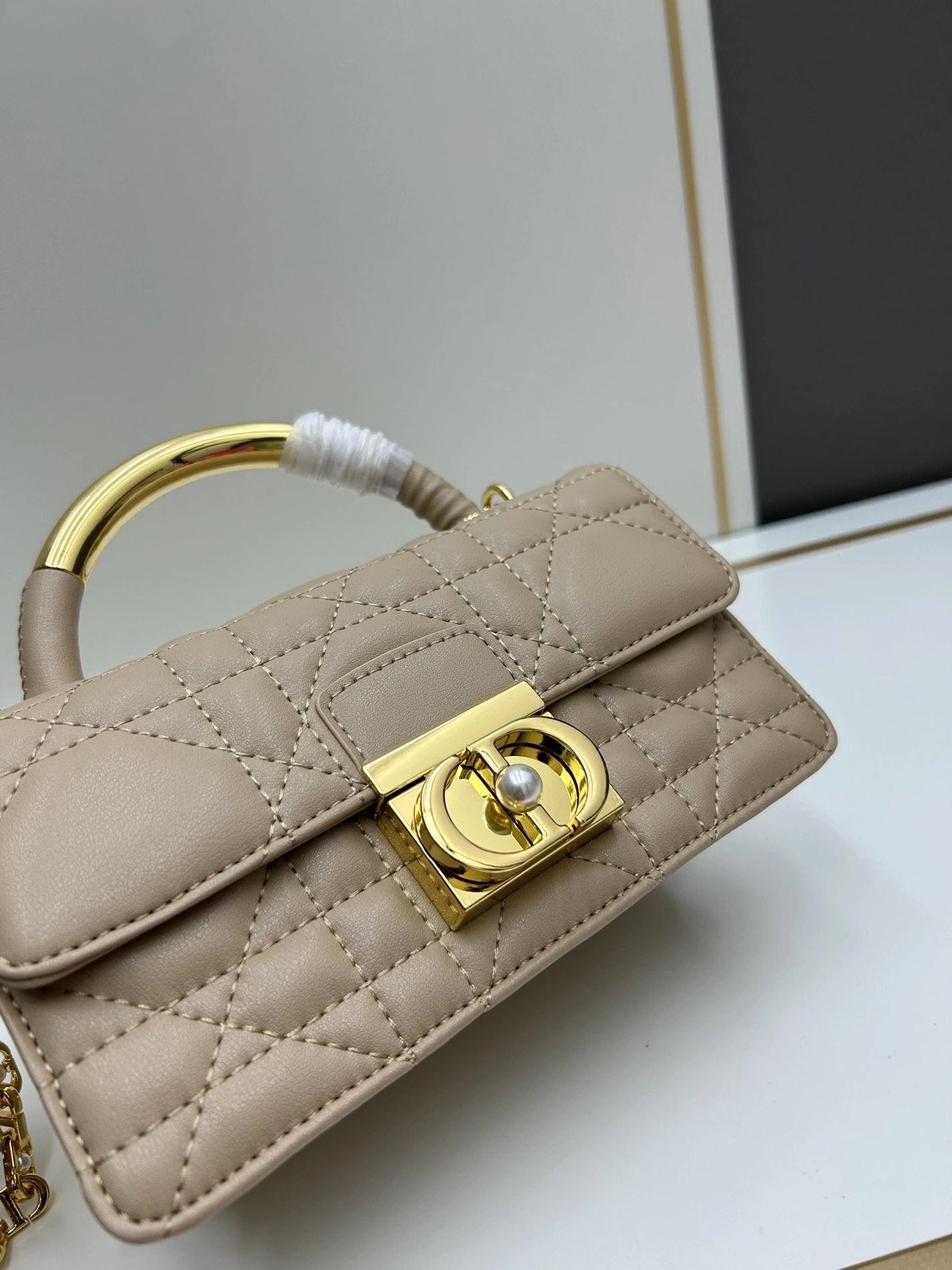Stylish 1270 Christian Dior AAA Quality Messenger Bags For Women