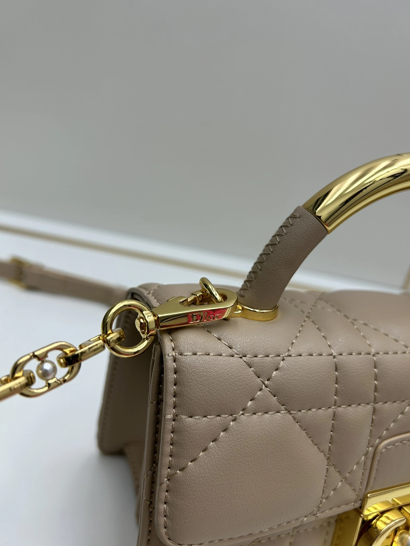 Stylish 1270 Christian Dior AAA Quality Messenger Bags For Women