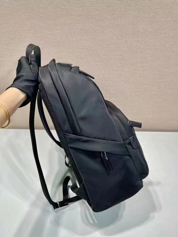 Stylish 1415 Prada AAA Man Backpacks