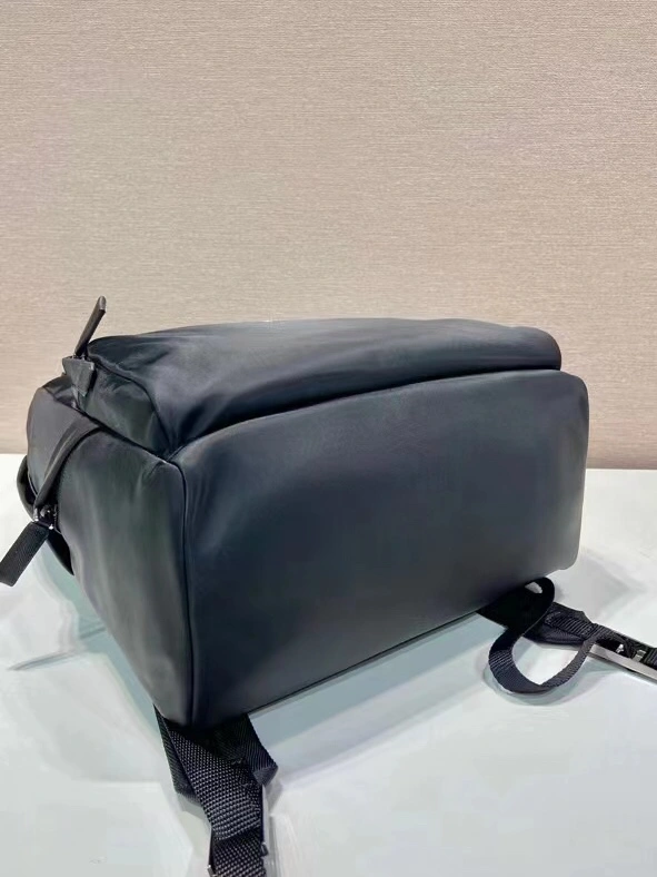 Stylish 1415 Prada AAA Man Backpacks