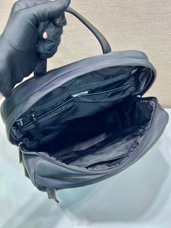 Stylish 1415 Prada AAA Man Backpacks