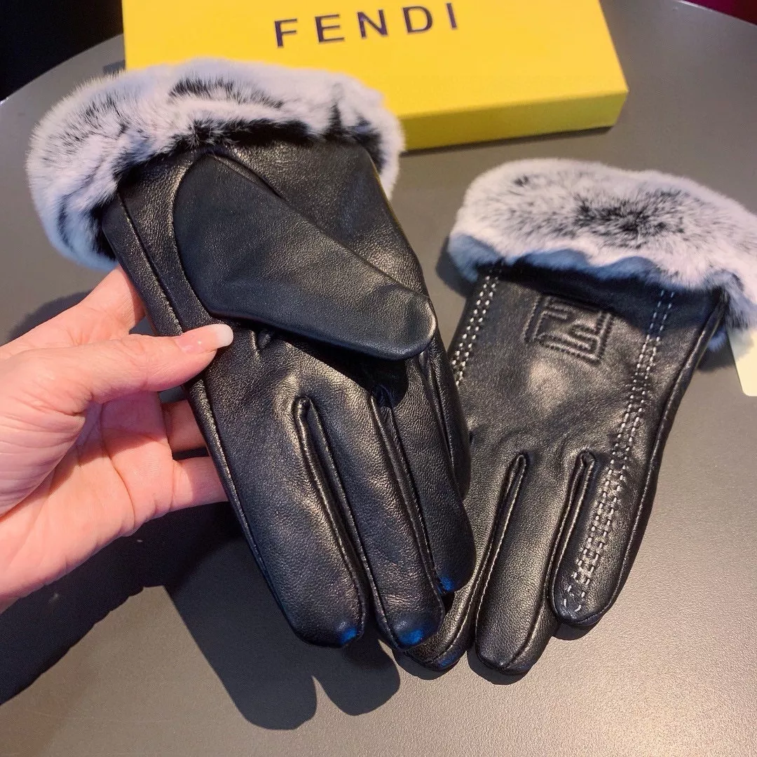 Stylish 1416 Fendi Gloves For Women