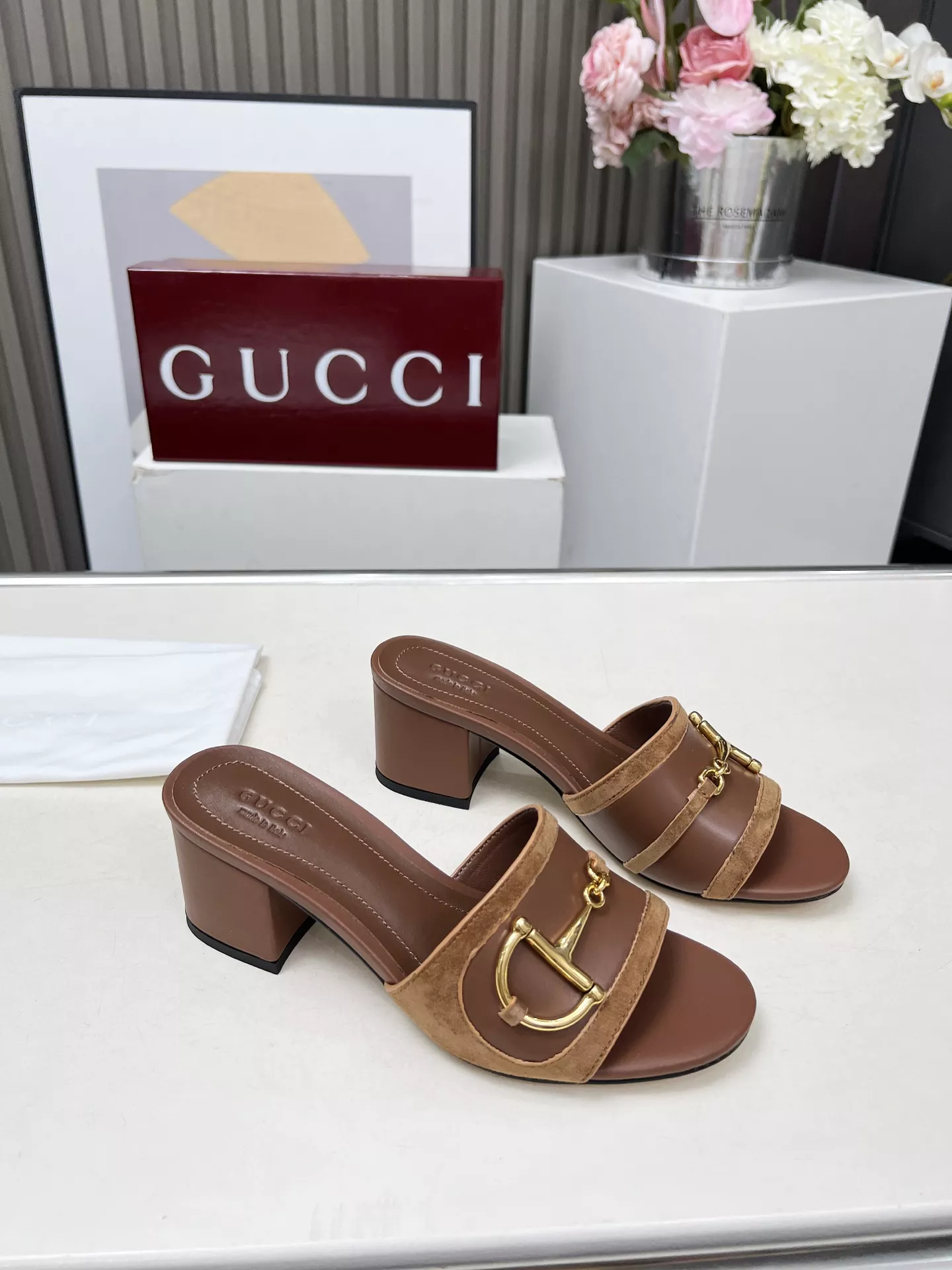 Stylish 1503 Gucci Slippers For Women