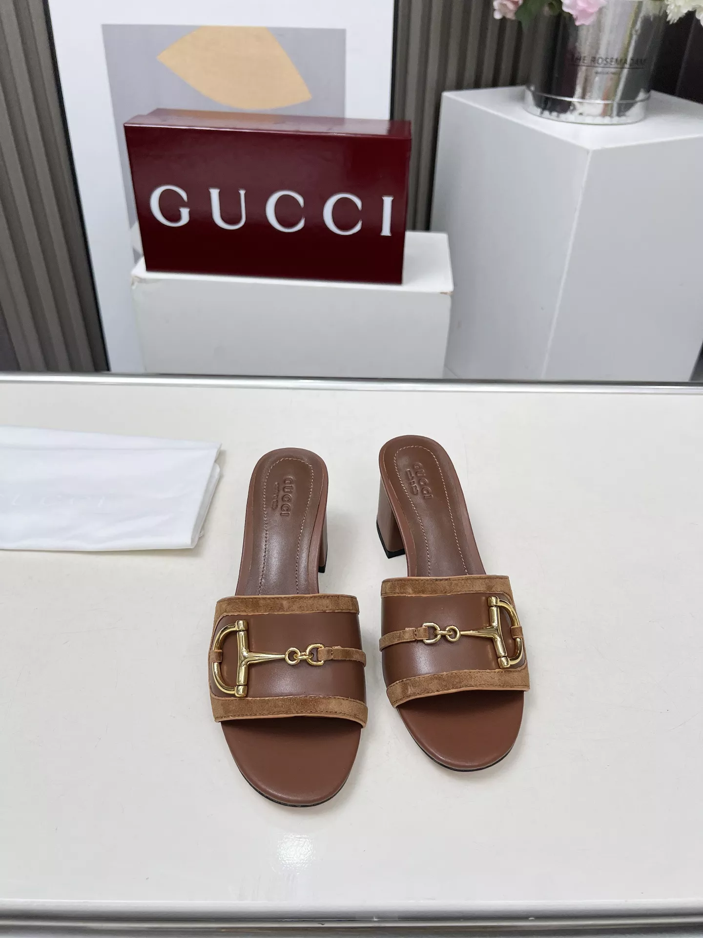 Stylish 1503 Gucci Slippers For Women